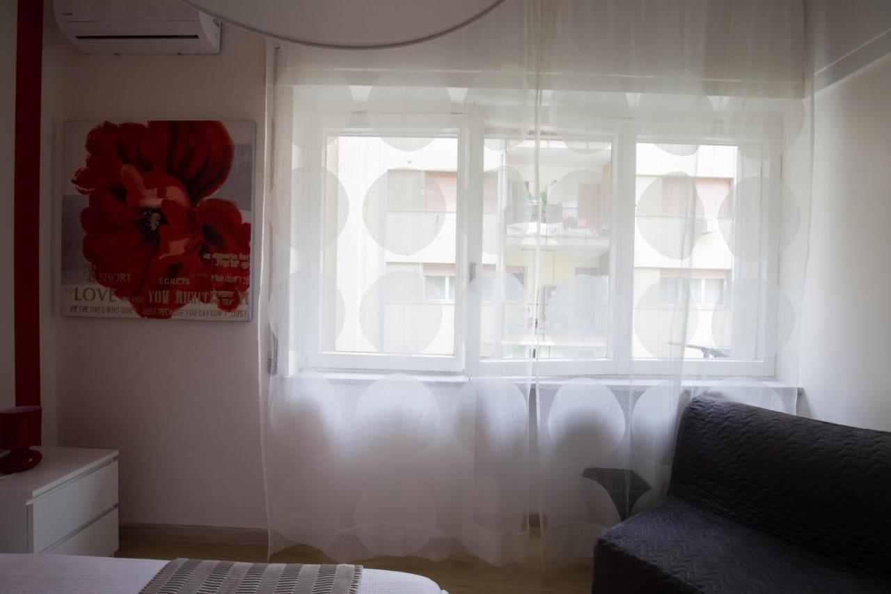 Bed and Breakfast Bernini 20 Neapel Exterior foto
