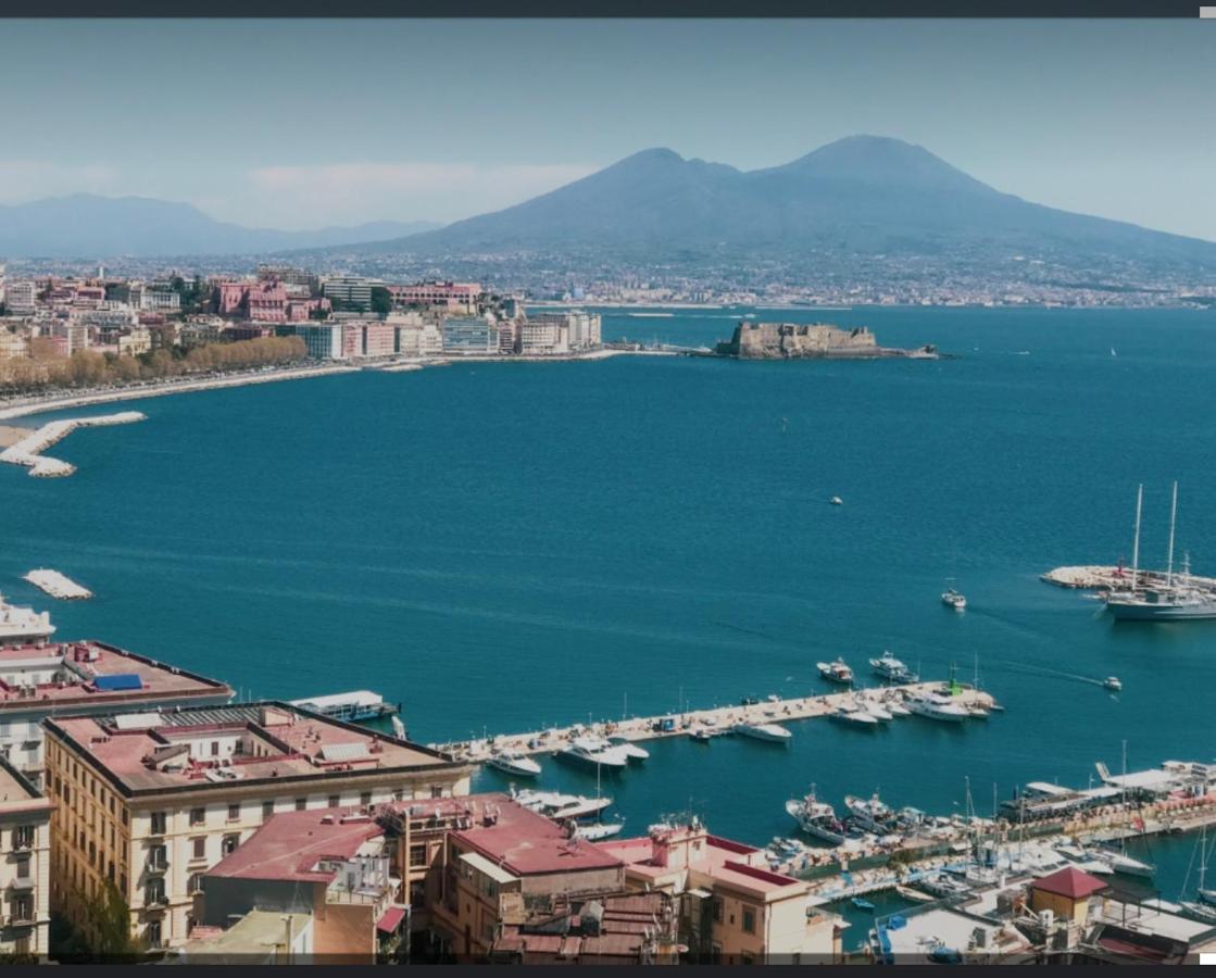 Bed and Breakfast Bernini 20 Neapel Exterior foto