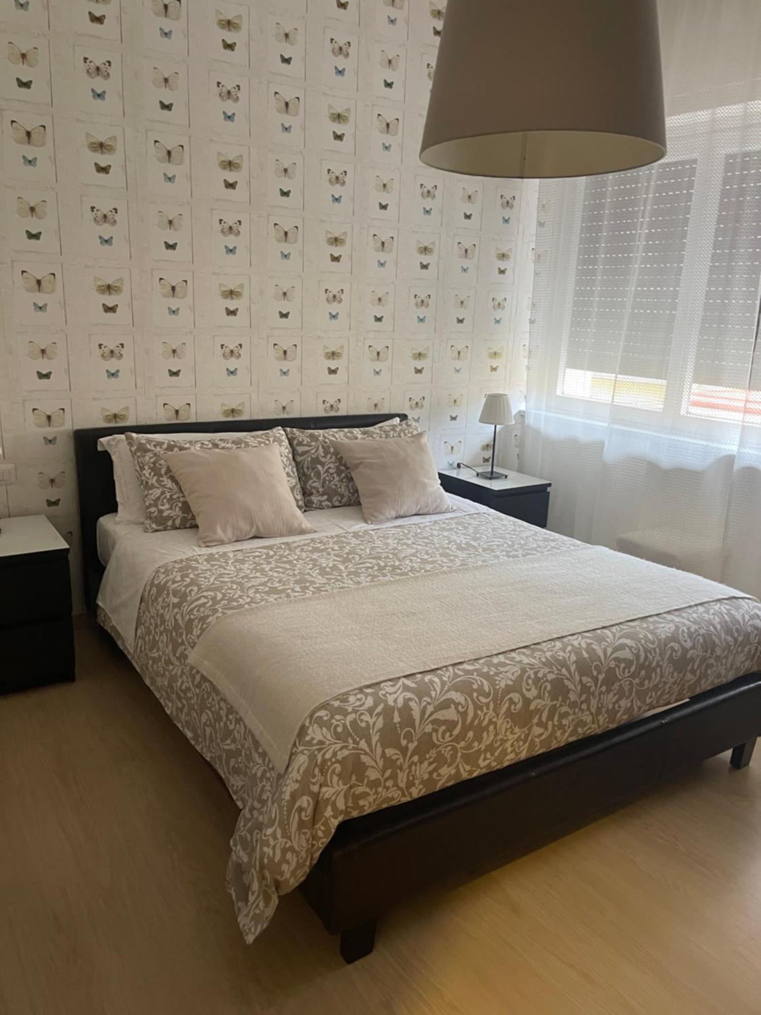 Bed and Breakfast Bernini 20 Neapel Exterior foto