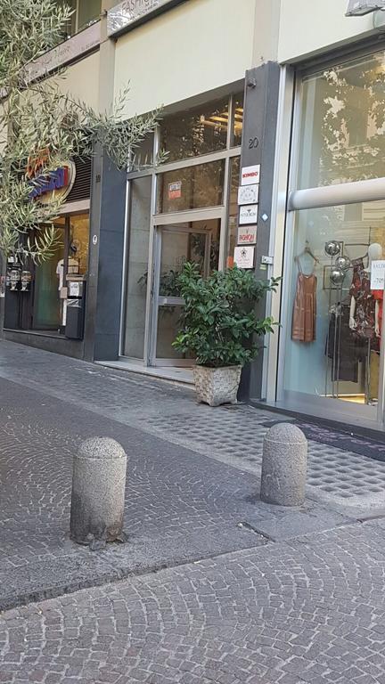 Bed and Breakfast Bernini 20 Neapel Exterior foto