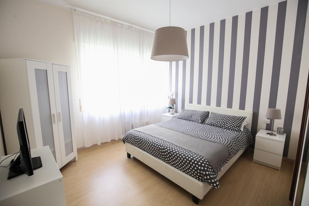 Bed and Breakfast Bernini 20 Neapel Exterior foto